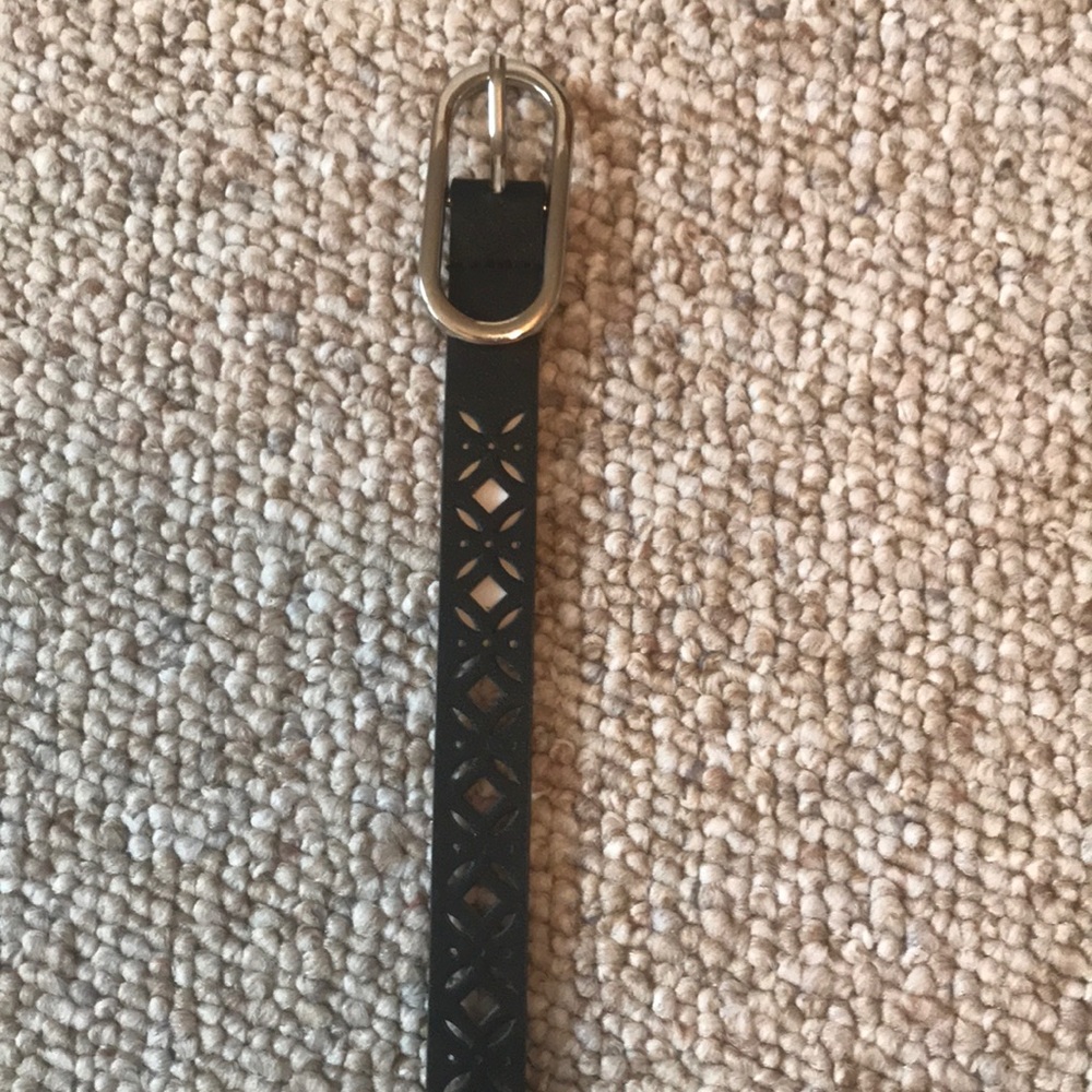 Kohl’s Black Cutout Belt